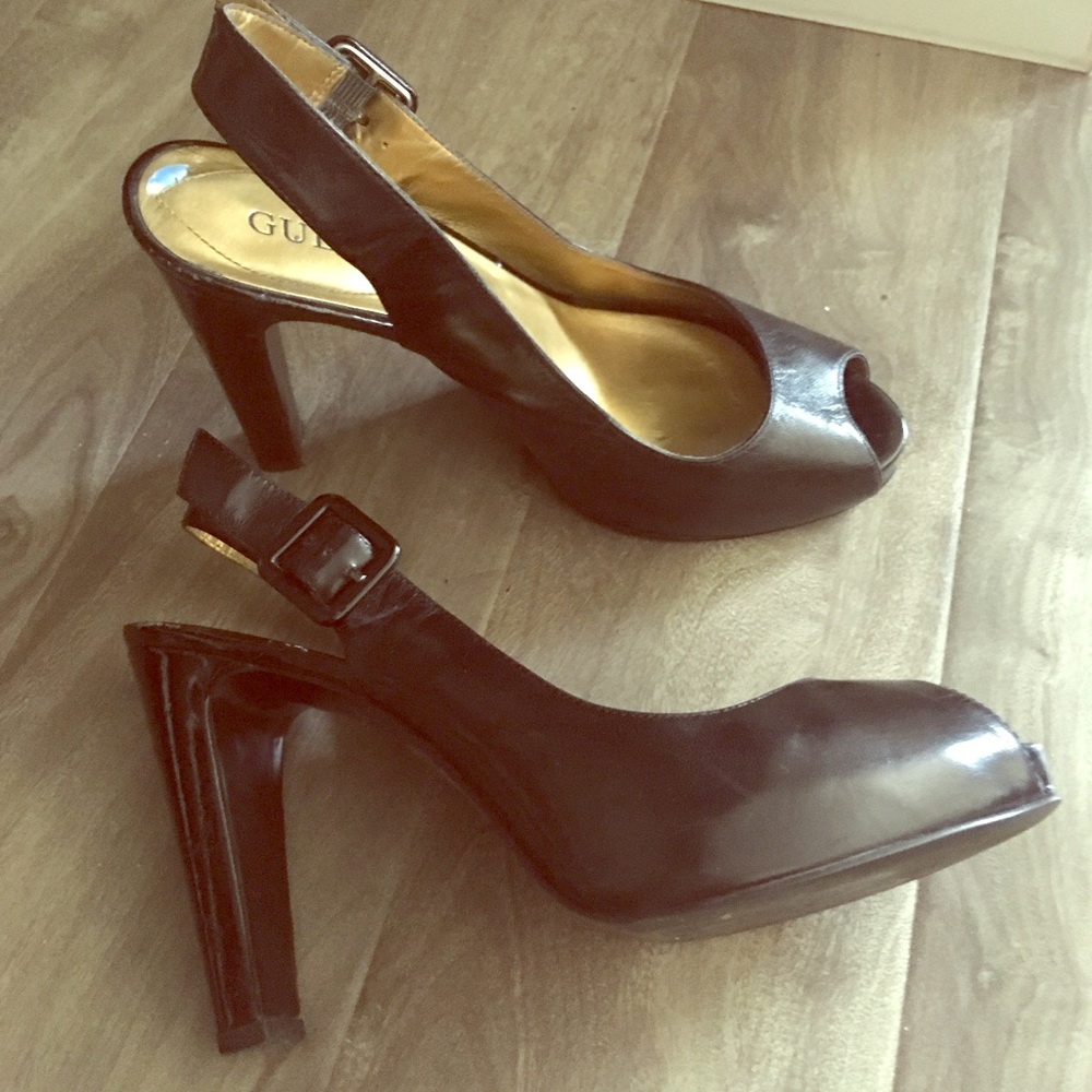 Guess semi chunky heel sandals